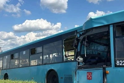 ДТП с автобусами на Софийской: фото последствий