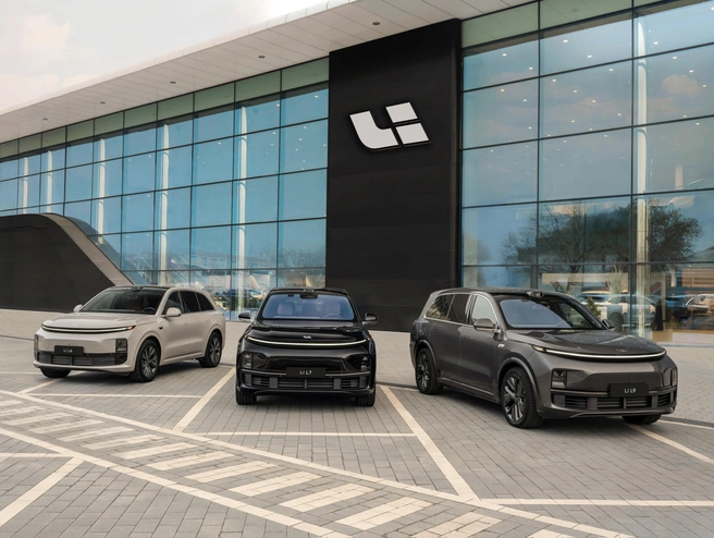 Покупка автомобиля у официального дилера — это гарантия юридической чистоты и качественного сервиса | Источник: автоцентр «Регинас»