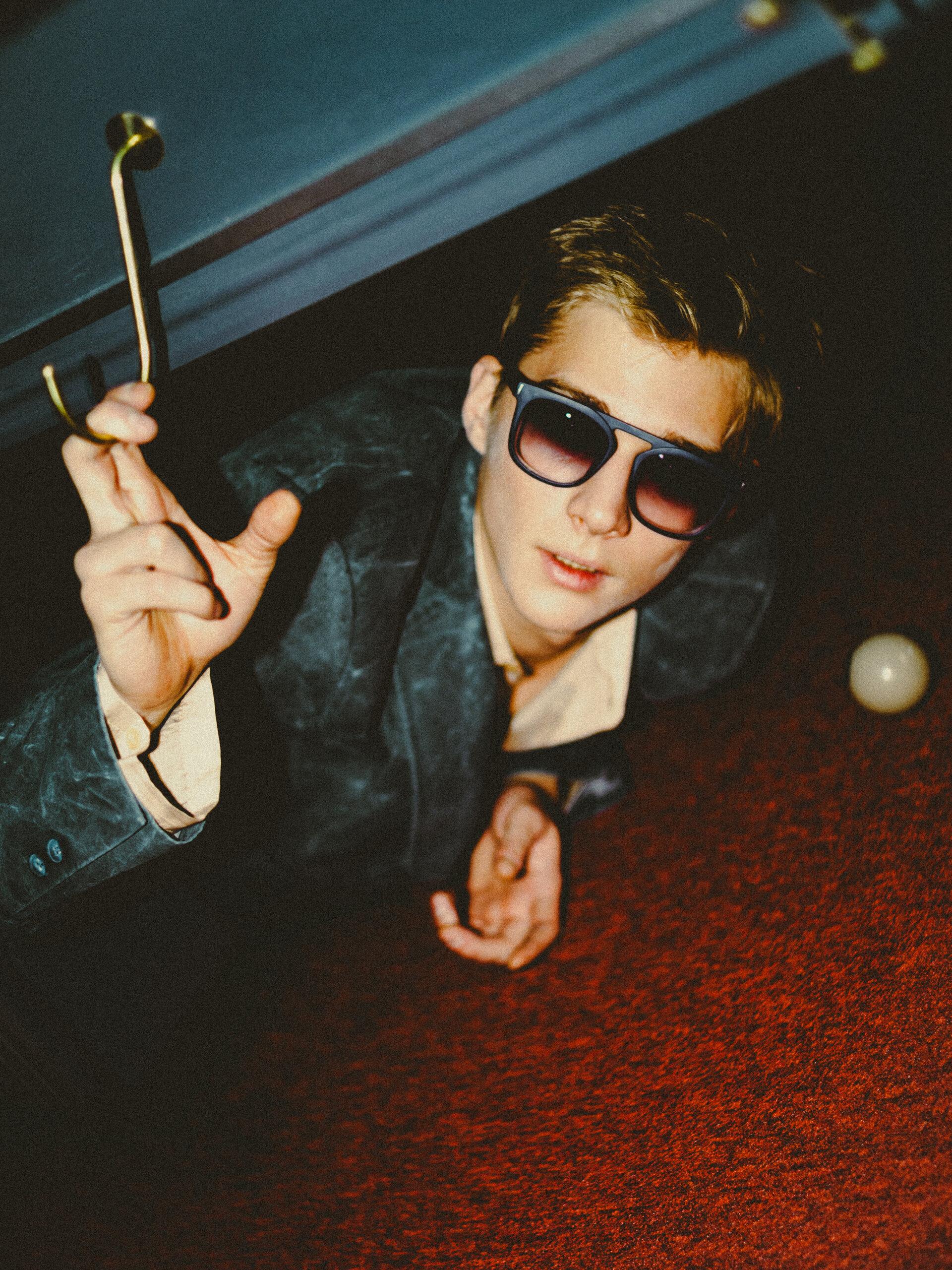 Олег Савостюк об Алисе в стране чудес, любимой девушке и статусе краша