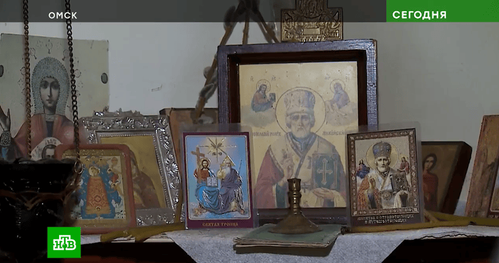 Интересно, что Анна не одна в заправочной цистерне. Как оказалось, здесь много пенсионеров, которые также выбрали это место для жизни. Каждый из них нашел свое уединение и радость в этом необычном 