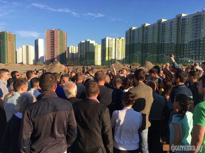 Паразитирующий на законах петербургский рантье Худалеев проиграл суд за 18 квартир в Мурино | Источник: Михаил Грачев / FONTANKA.RU