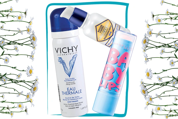 Термальная вода Eau Thermale, Vichy, в мини-формате спасет от жары и приятно освежит; Летом кожу губ тоже нужно увлажнять, а еще защищать от солнца. В общем, не забудь про бальзам. Нам нравится Baby Lips от Maybelline NY; Перед выходом нанеси на лицо солнцезащитное средство, например, Сияющий флюид «Иммортель», SPF 40, L'Occitane.