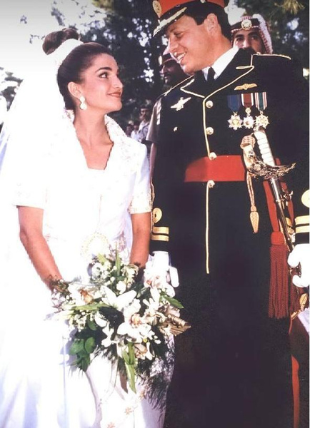 «Мой король»: королева Рания трогательно поздравила супруга с 30-летним юбилеем свадьбы