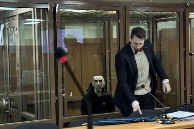 В Казани суд над турком, убившим жену на глазах сына