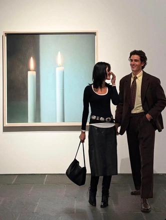 Почему все снова влюблены в парные луки&nbsp;&mdash; и у каких звезд дабл-дрессинг получается лучше всего?