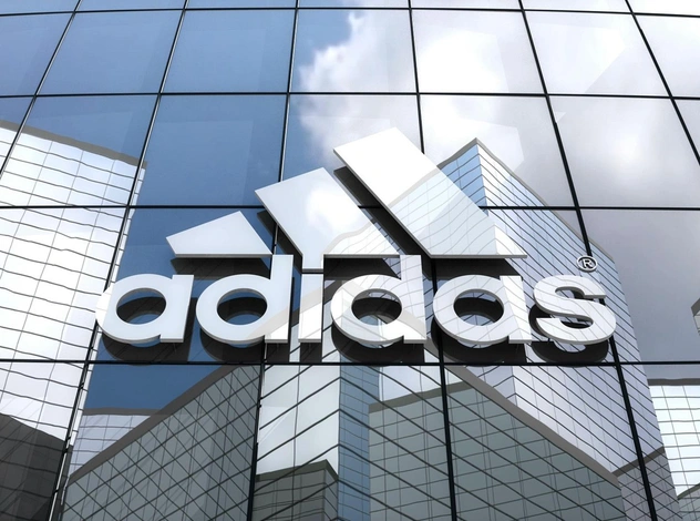 «Озабоченные собственной выгодой»: Adidas и Hugo Boss признали ответственность за захват власти нацистами