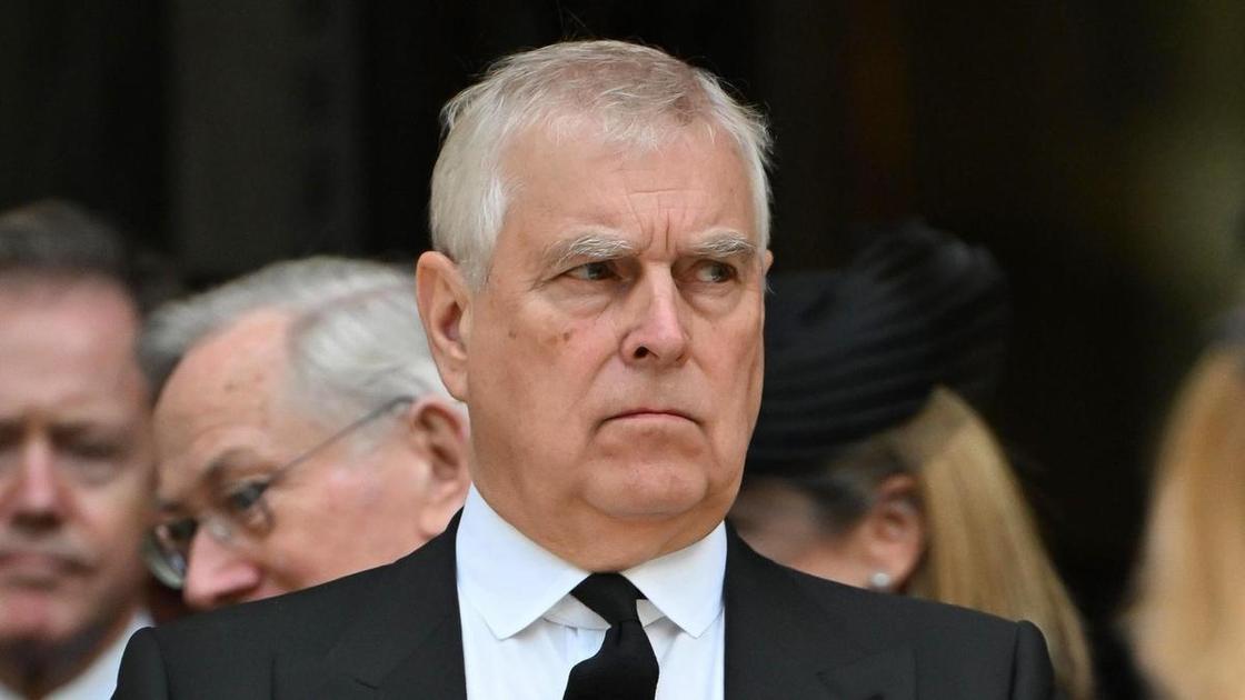 Принц Эндрю арестован в день своего 66-летия