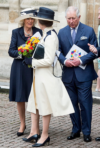 Фото №4 - Как Кейт и Меган скоординировали наряды с другими членами королевской семьи