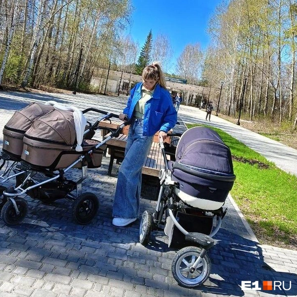 Многодетная мама рассказала, что прогулки и поездки к врачам даются трудно, особенно зимой | Источник: Ольга Чувашлёва