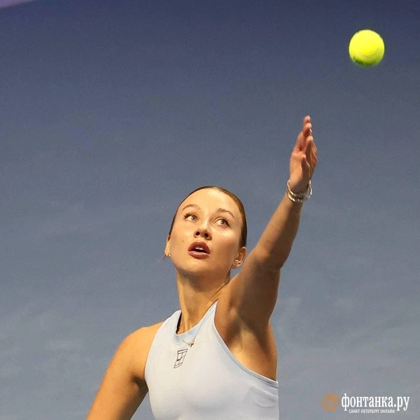 Красивый реванш: Потапова берет свое в матче против Путинцевой на теннисном турнире в Петербурге | Источник: Дарья Драй / FONTANKA.RU