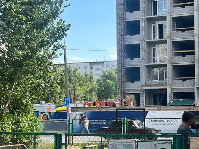 На Ставропольской строят новый ЖК | Источник: ЧС Тюмень / Vk.com