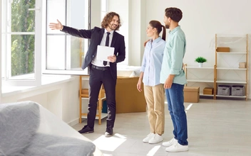 Мы только посмотреть: доля «квартирных туристов» в Москве достигла 40%