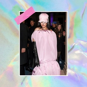 Платье-пузырь и кепка с перьями: фанаты разочарованы новым образом Рианны