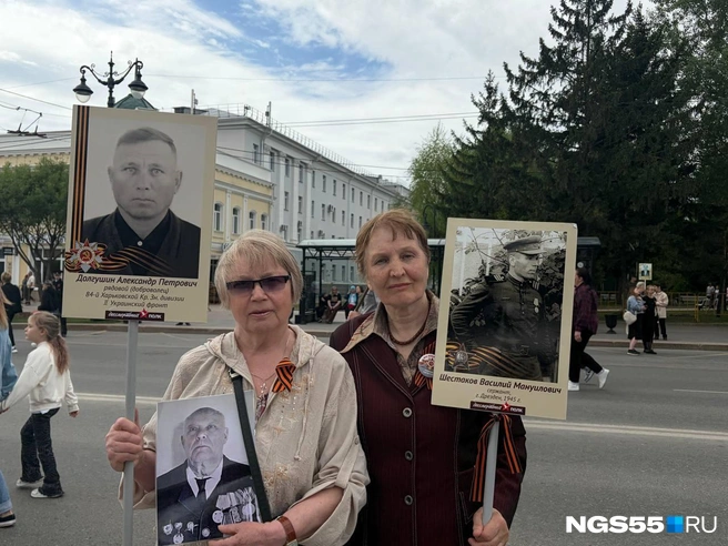 Омички пришли почтить память отцов  | Источник: Анна Иванина / NGS55.RU 