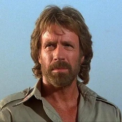 Последнее видео Чака Норриса на Гавайях: актер скончался на 87-м году жизни