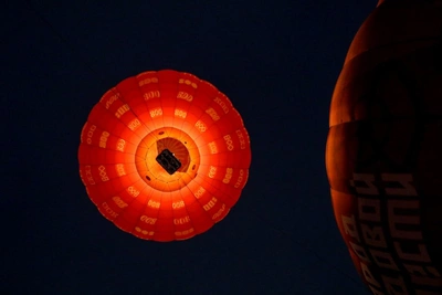 Рождественская фиеста в Нижнем: яркие аэростаты в небе