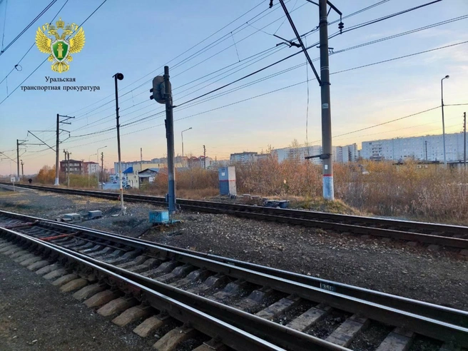 По версии следствия, в декабре 2024 года обвиняемый по заказу иностранных спецслужб обследовал одну из станций Свердловской железной дороги | Источник: Уральская транспортная прокуратура