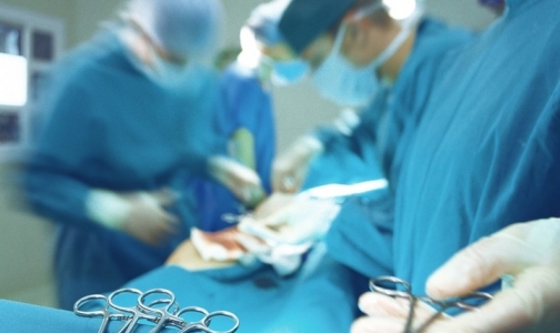 Российские врачи впервые пересадили сердечный клапан из биоматериала