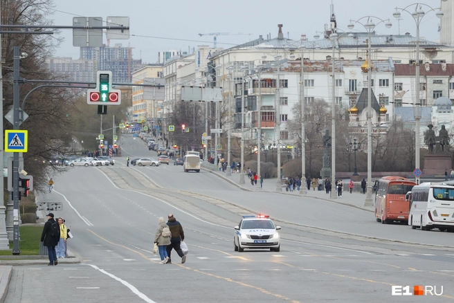 До парада 9 Мая в центре города пройдет несколько репетиций | Источник: Владислав Лоншаков / E1.RU