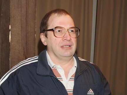 Надо взять ДНК Филиппа Газманова, сравнить и узнать, кого похоронили: адвокат считает, что Сергей Мавроди жив