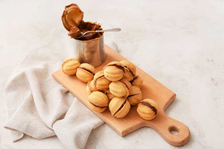 Вкус, знакомый с детства: рецепт орешков со сгущенкой