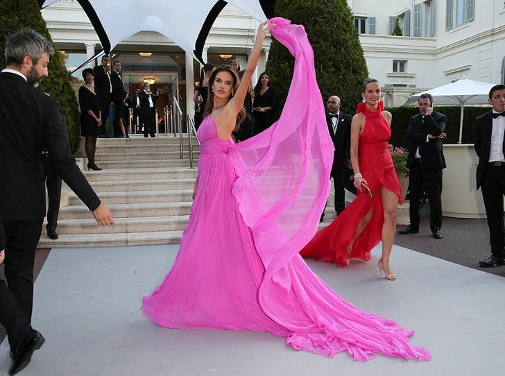 Самые яркие звездные образы amfAR Cannes Gala 2018