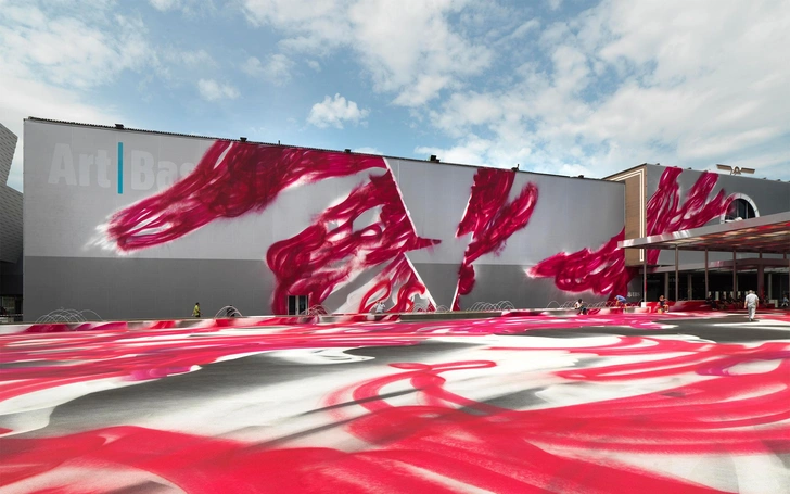 10 лучших стендов и главные лоты Art Basel 2025 | Источник: artbasel.com
