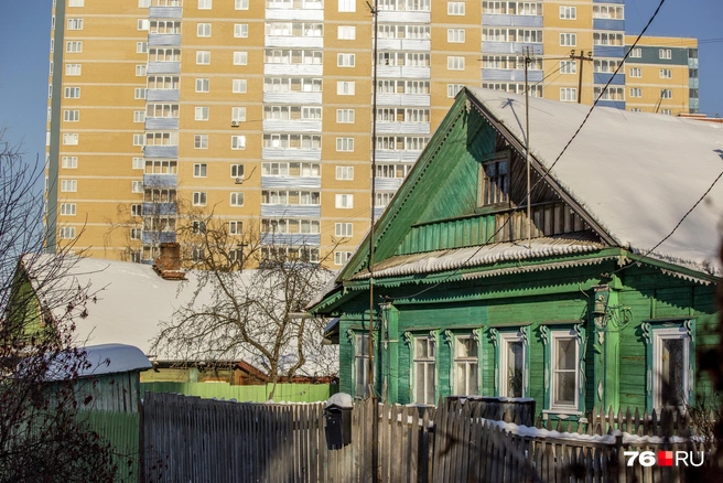 Такое соседство давит | Источник: Александра Савельева 