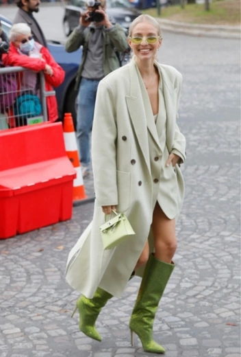 Леони Ханне в Париже | marieclaire.ru