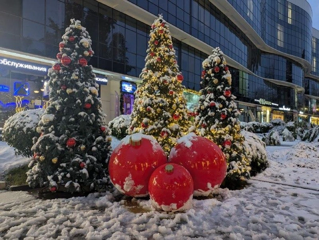 Лучшие декорации сделала природа&nbsp;— настоящий снег | Источник: Витязь Оксана / SOCHI1.RU