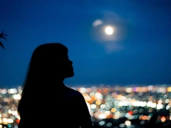 Новолуние 15 июня — этот ритуал от астролога поможет изменить жизнь