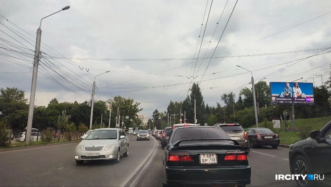 Иркутск встал в пробки с утра 23 сентября: где сложнее всего? | Источник: Ксения Власова / IRCITY.RU