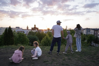 В Приморье ввели новую выплату для семей с двумя и более детьми