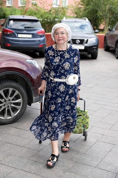 Елена Корнилова