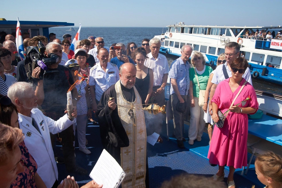 Источник: "Санкт-Петербургский Клуб моряков-подводников и ветеранов ВМФ"
