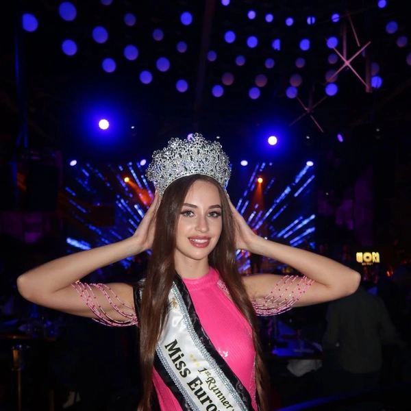 Источник: miss_miss_maria / Instagram (экстремистская организация, деятельность запрещена на территории РФ)