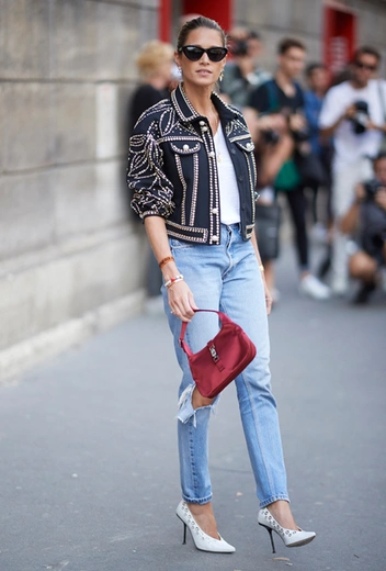 Джорджия Фоулер в Париже, 4 июля | marieclaire.ru