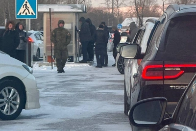 Огромная пробка в аэропорту Читы