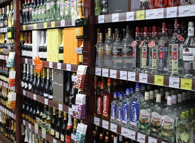 В рязанском кафе торговали алкоголем без лицензии | ya62.ru