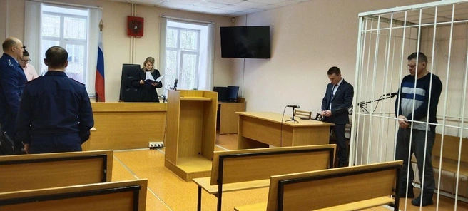 Источник: Вельский районный суд Архангельской области 
