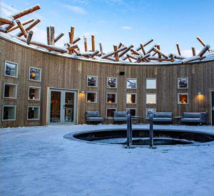 Arctic Bath: плавучий отель в Швеции (фото 5)