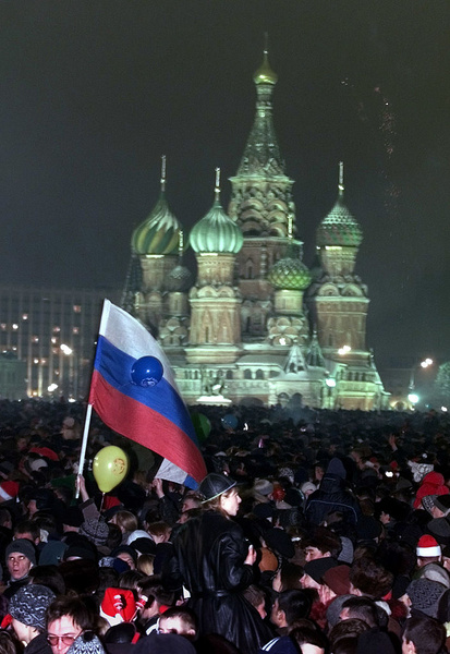 Каким был 2000 год: победа Путина, проигрыш Кабаевой, эндорфины Земфиры, соло Алсу