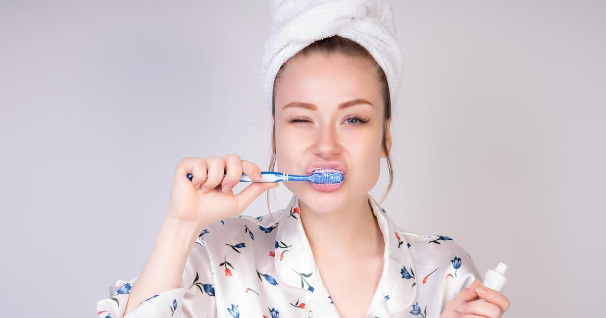 можно ли чистить зубы в рамадан в пост. зубы чистить во время рамадана можно ли. рамадан кушать домашних 2023. сивак для чистки зубов польза. что такое мисвак в исламе.