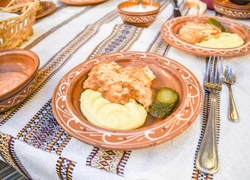 Пожарские котлеты с картофельным пюре: классический рецепт на все времена