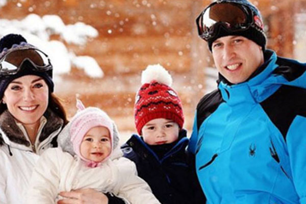 Кейт Миддлтон и принц Уильям показали семейное фото, сделанное во время отдыха во французских Альпах