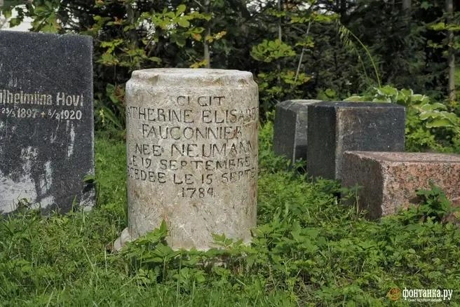 Исследовательница расскажет о дореволюционных мастерах надгробий | Источник: Михаил Огнев / «Фонтанка.ру»