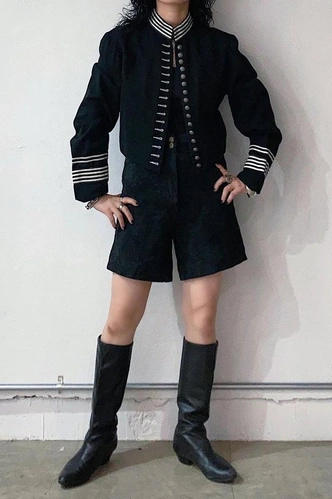 Napoleon jacket: как мундир превратился в модный тренд