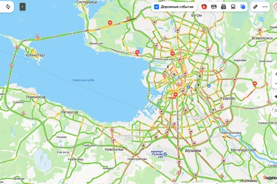 Петербург встал в 8-балльных пробках вечером 20 октября