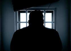 Пожизненное заключение для насильников и педофилов в Казахстане утверждено Мажилисом