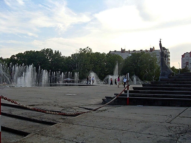 Раньше все ездили в «Аврору» за пиццей | Источник: COPYRIGHT, 2007